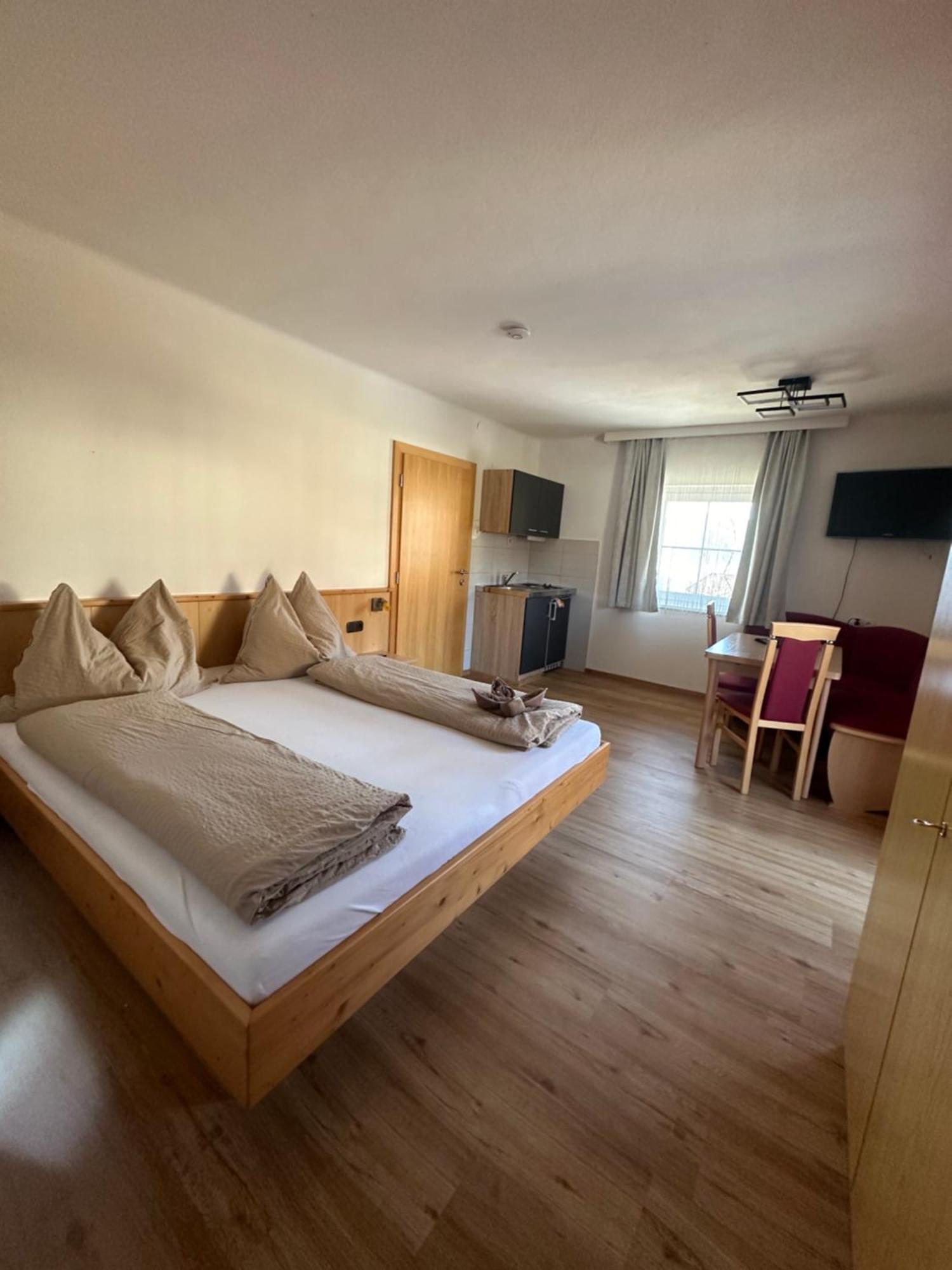 Fruehstueckspension Alpenrose Bed & Breakfast Iselsberg 외부 사진