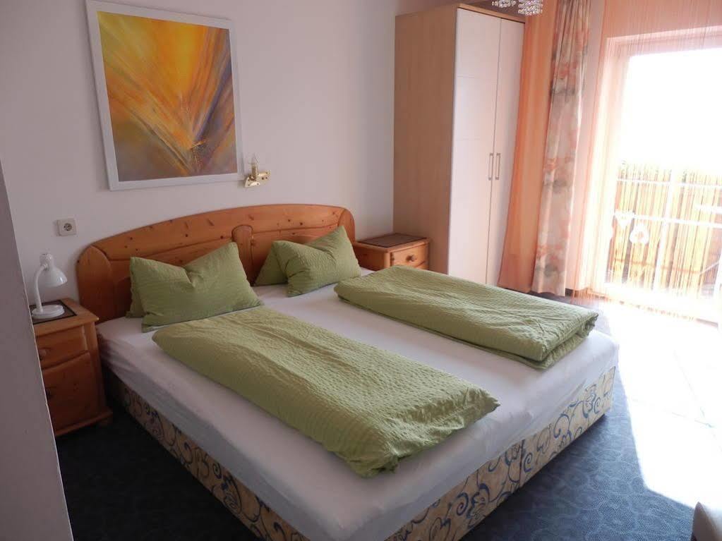 Fruehstueckspension Alpenrose Bed & Breakfast Iselsberg 외부 사진