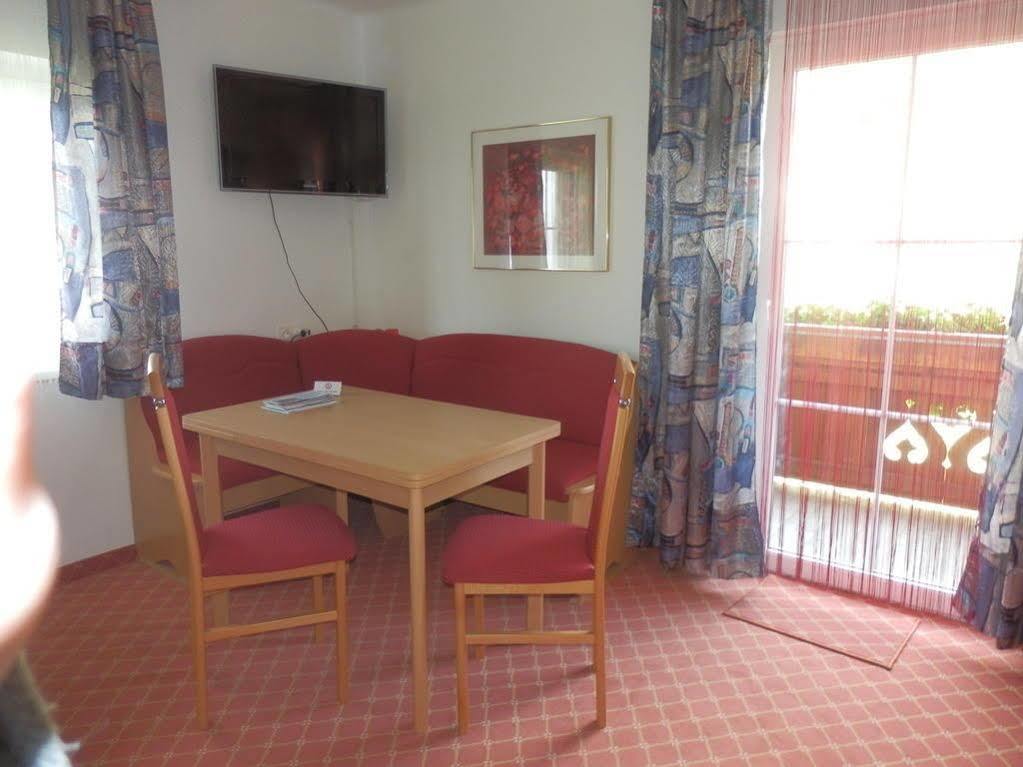 Fruehstueckspension Alpenrose Bed & Breakfast Iselsberg 외부 사진