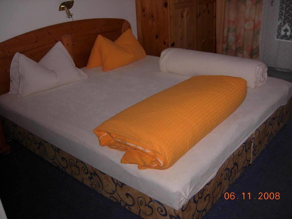 Fruehstueckspension Alpenrose Bed & Breakfast Iselsberg 외부 사진